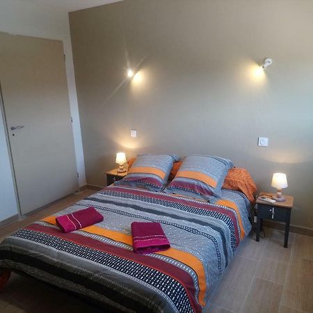 Lodève L'Auberge Du Mazet מראה חיצוני תמונה
