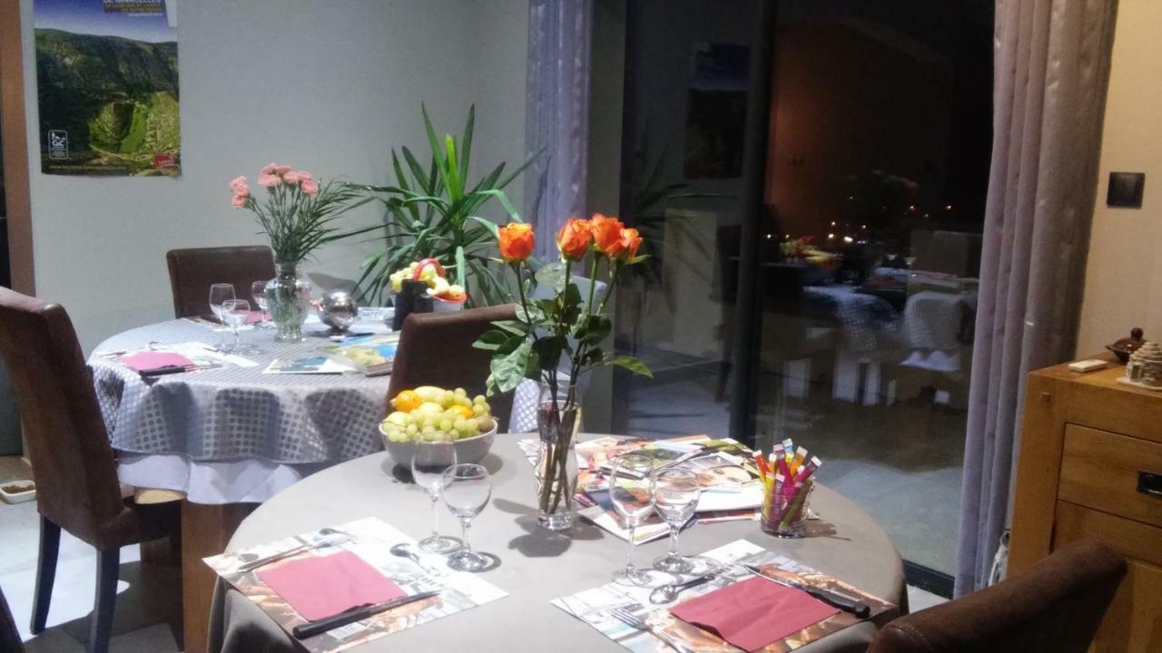Lodève L'Auberge Du Mazet מראה חיצוני תמונה